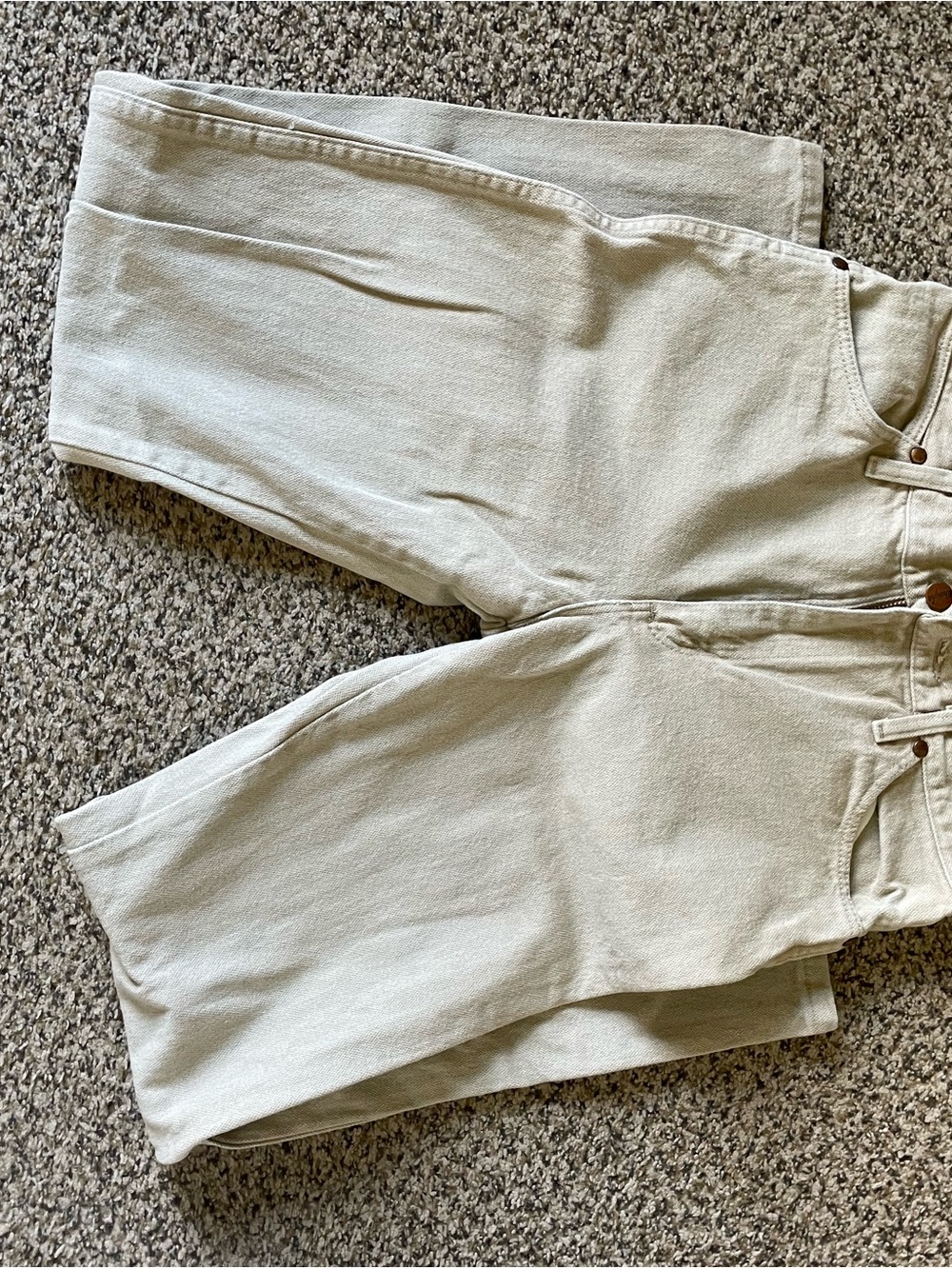 Wrangler Women's Light Beige/Cream Straight-Leg Jeans